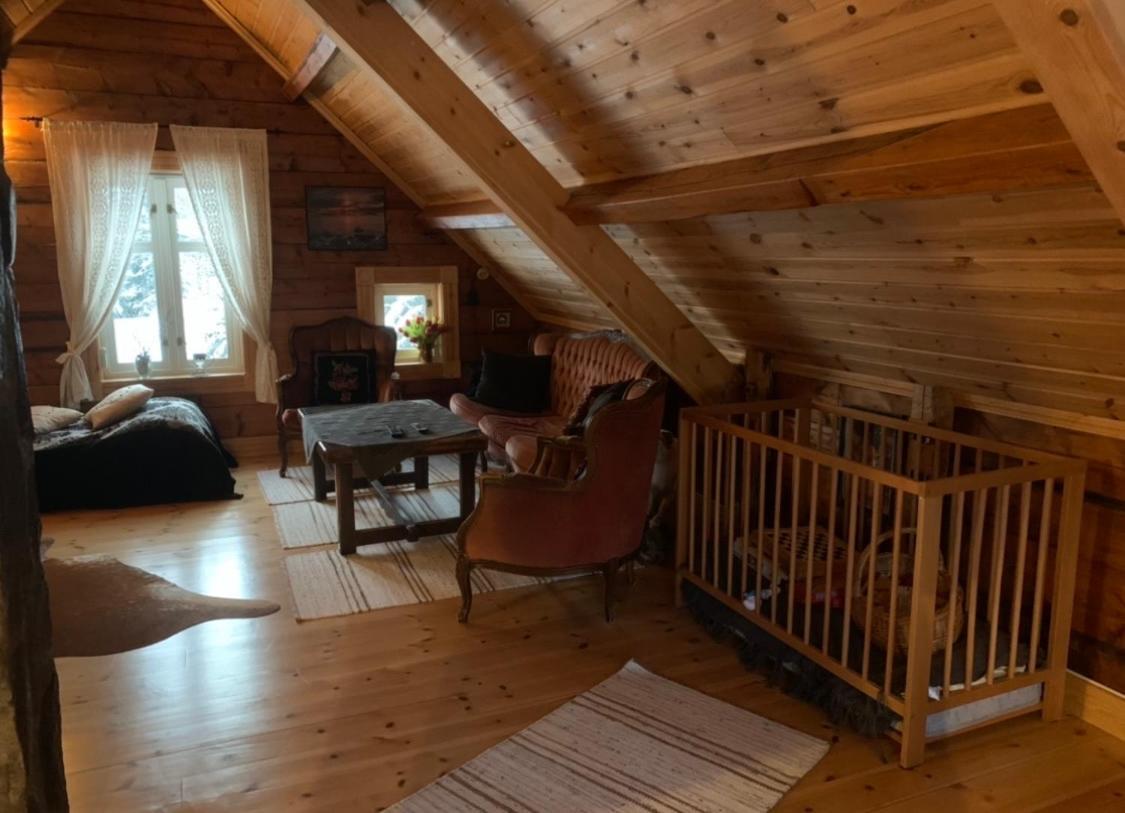 Вилла 100 Years Old Norwegian Log House In Тромсё Экстерьер фото